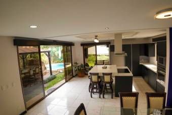 VENTA DE CASA EN FRANCOSTA, HEREDIA