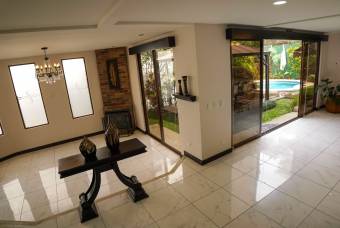 VENTA DE CASA EN FRANCOSTA, HEREDIA