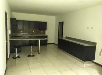 VENTA DE APARTAMENTO EN SANTA ANA