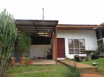 MLS-23-3499 VENTA PROPIEDAD CON 5 CASAS SAN ISIDRO HEREDIA 