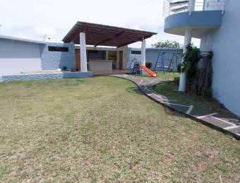 Venta de espectacular casa, con acabados de lujo, en  Ciudad Quesada, MLS #23-3182 Price $704,000