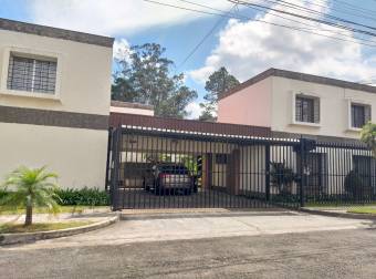 VENTA DE CASA EN CONDOMINIO EN CURRIDABAT