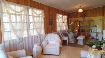 Excelente Lote con Arboles Frutales y con Casa en CartagoQuebradilla en Venta. CG-23-3384