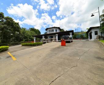 Lot for sale in Cerro Colon Condominium