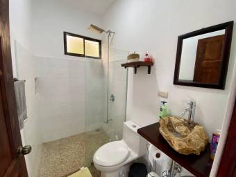 MLS-24-1720 VENTA CASA LA GUACIMA ALAJUELA