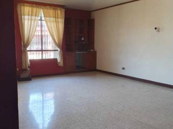 Se vende casa de 2 niveles en San Sebastián de San José 24-1422