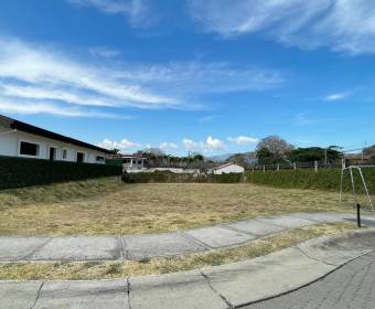 Lot for sale in condominium in Rio Oro Santa Ana