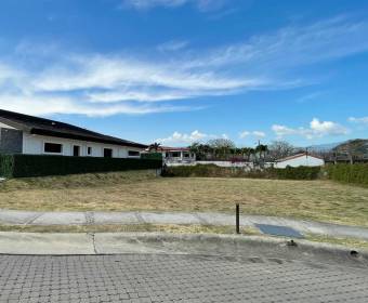 Lot for sale in condominium in Rio Oro Santa Ana