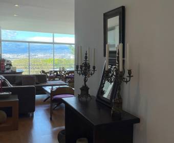 Apartamento a la venta en Escazú