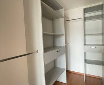 Apartamento a la venta en Barreal de Heredia