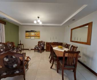 House for sale in La Pitahaya, Agua Caliente, Cartago.