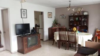 Se vende espaciosa casa en Curridabat de San José 24-1276