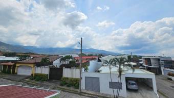 Se vende moderna y espaciosa casa a estrenar en Santa Ana de San José 24-1407