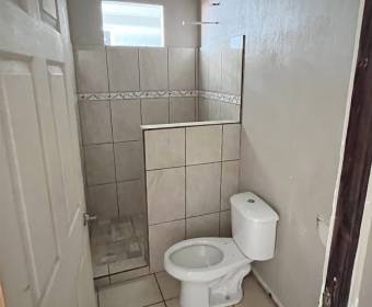 House for sale in San Ramón, Alajuela. Bank foreclosed property.