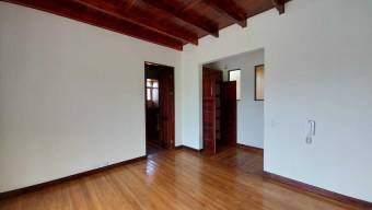 Se vende espaciosa casa con amplio terreno de 4,134m2 en San Jerónimo de Moravia 23-1833 