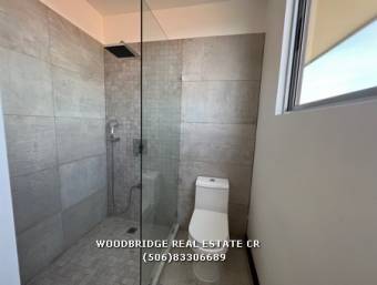 Escazu apartamento alquiler $2.000 o venta $320.000