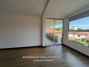 Escazu apartamento alquiler $2.000 o venta $320.000