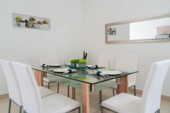 Se vende moderno y espacioso apartamento en Pozos de Santa Ana 24-1579