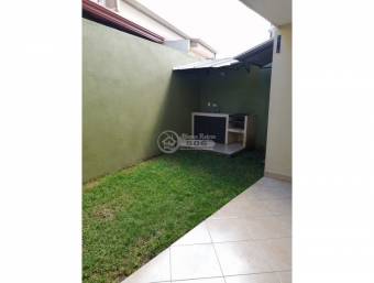 Se vende Casa Condominio Valeria Mercedes Norte Heredia