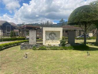 Se vende Lote condominio La Hacienda Cartago