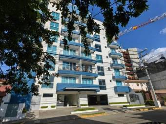 Se vende espacioso apartamento en condominio de Mata Redonda en San José 24-1616