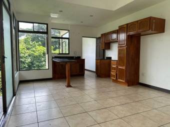 Se vende moderna y espaciosa casa en condominio de San Roque en Barva 24-1788