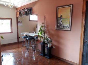 Se vende propiedad con casa y 1 apartamento en Alajuela 23-1502