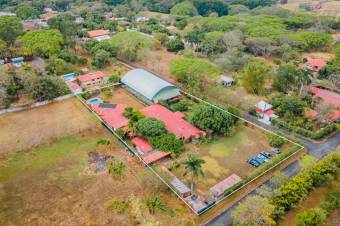 Se vende increíble propiedad con casa y lote de 5,218m2 en Garita de Alajuela 24-1830