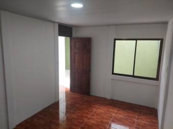 Se vende espaciosa casa recién remodelada en San Rafael de Alajuela 24-1667