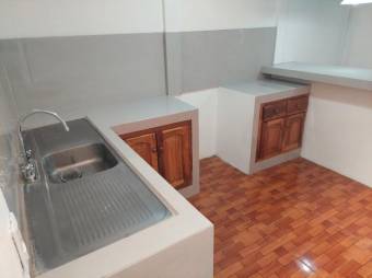 Se vende espaciosa casa recién remodelada en San Rafael de Alajuela 24-1667