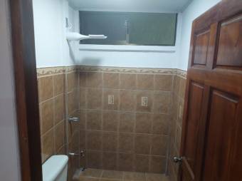 Se vende espaciosa casa recién remodelada en San Rafael de Alajuela 24-1667