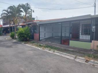 Se vende espaciosa casa recién remodelada en San Rafael de Alajuela 24-1667