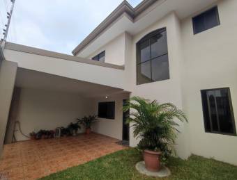 VENTA DE CASA INDEPENDIENTE EN SAN ROQUE DE BARVA, HEREDIA