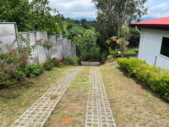 Venta de Casa en Corralillo, Cartago. RAH 24-1820