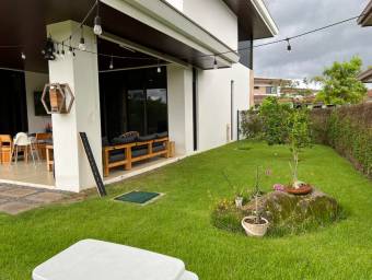 Venta de Casa en San Rafael, Alajuela. RAH 24-1805