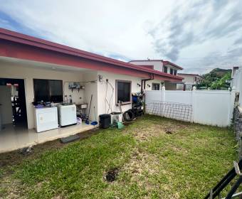 2 bedroom house for sale in a gated community in La Guacima.