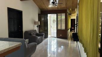 Se vende propiedad con 2 casas en condominio de Garita en Alajuela 24-954