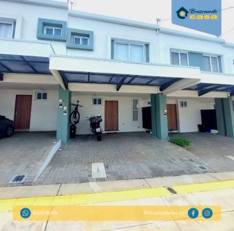 Hermosa casa en venta en Heredia