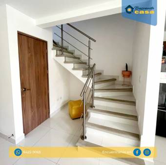 Hermosa casa en venta en Heredia