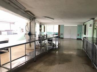 Se vende amplia finca con casa y mas de 14,800m2 de lote en Rio Segundo de Alajuela 23-1514