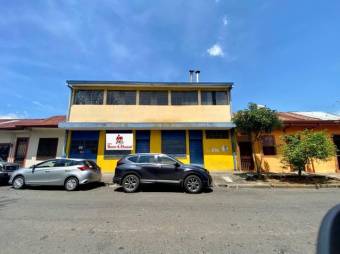 Se vende local comercial de 2 plantas con uso de suelo mixto en Barrio cuba de San José 24-718, $ 220,000, 2, San José, San José