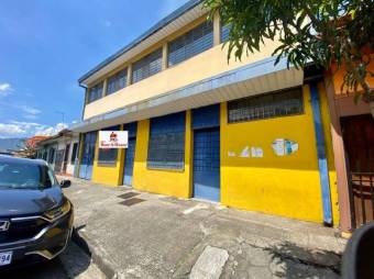 Se vende local comercial de 2 plantas con uso de suelo mixto en Hospital de San José 24-718, $ 220,000, 2, San José, San José