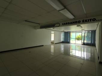 Se vende amplio local comercial para inversión en Sabana de San Jose 23-2722, $ 380,000, 6, San José, San José