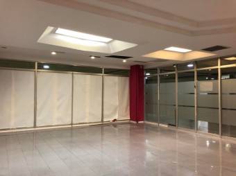 Se vende amplio local comercial en Merced de San José 23-1419, $ 320,752, San José, San José