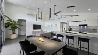 Casa moderna de 3 habitaciones a pocos minutos de Playa Grande