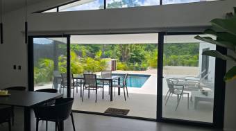 Casa moderna de 3 habitaciones a pocos minutos de Playa Grande