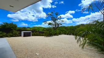 Casa moderna de 3 habitaciones a pocos minutos de Playa Grande