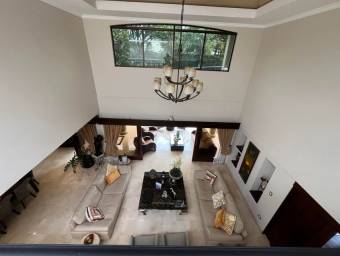 MLS-25-1923 LS VENTA HERMOSA CASA SANTA ANA SAN JOSE MLS-25-1923 LS VENTA HERMOSA CASA SANTA ANA SAN JOSE