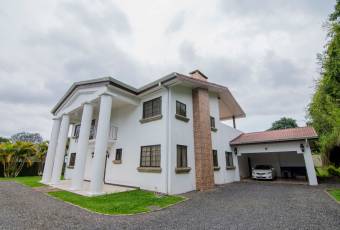 VENTA DE CASA CARTAGO, LA UNIÓN, SAN RAMÓN  