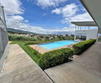 House for sale in Vistara condominium, Bello Horizonte, Escazú.